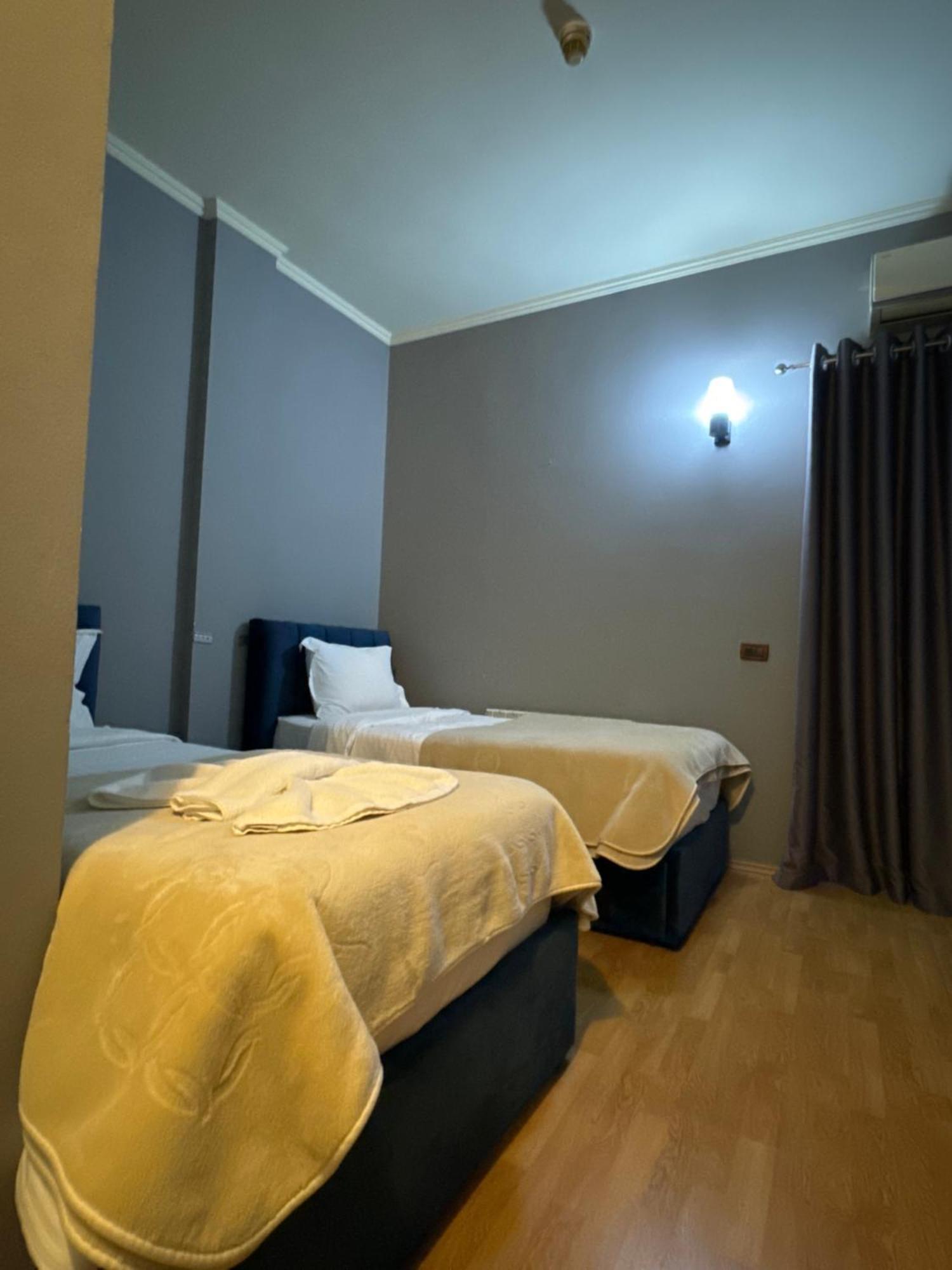 Hotel Tirona Tirana Zewnętrze zdjęcie