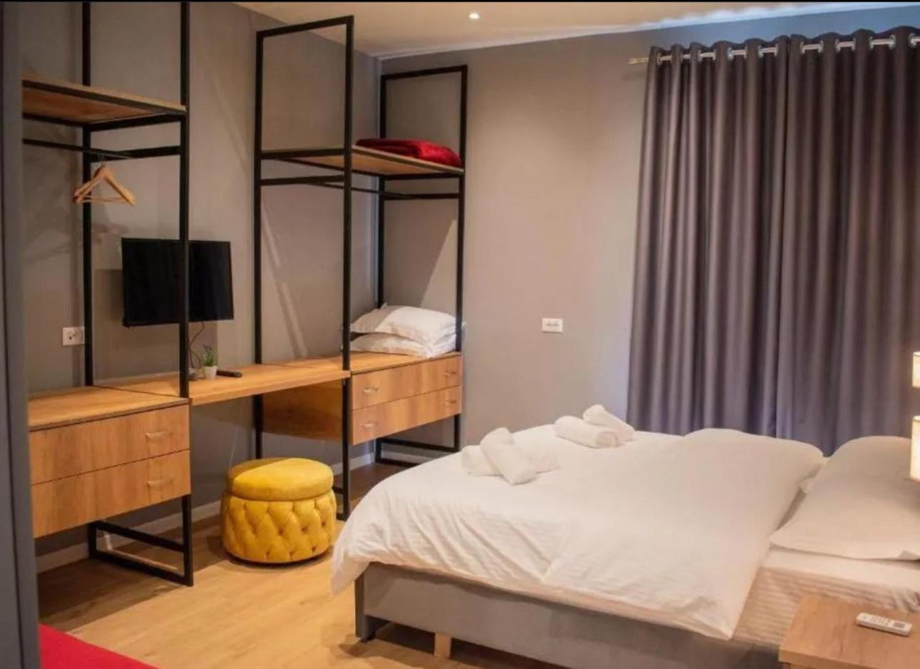 Hotel Tirona Tirana Zewnętrze zdjęcie