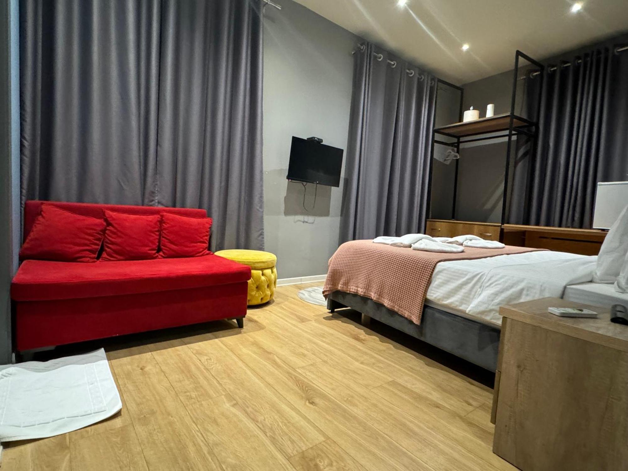 Hotel Tirona Tirana Zewnętrze zdjęcie